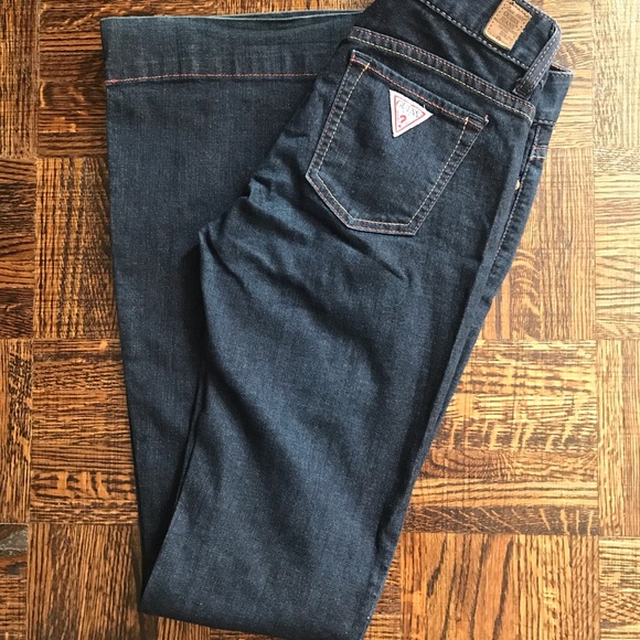 Guess Jeans - Picture 5 of 6
